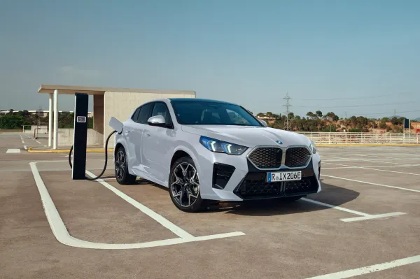 BMW iX2
