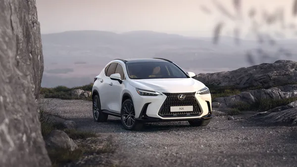 Lexus NX