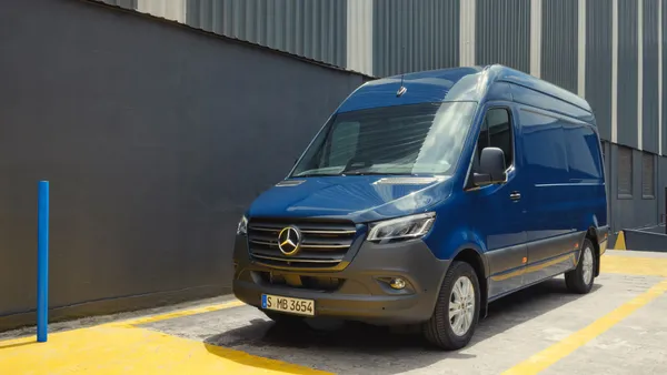 Mercedes-Benz Sprinter